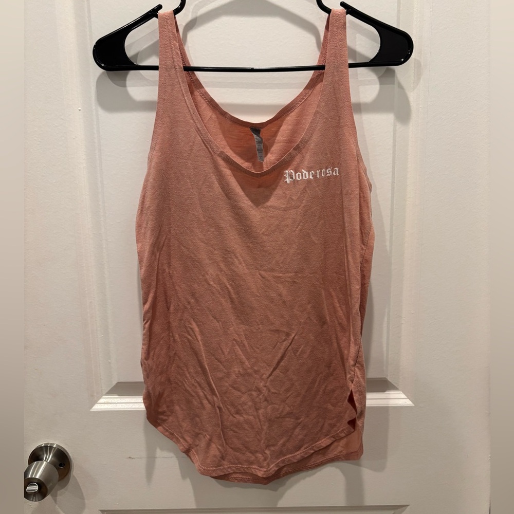 Poderosa pink tank top